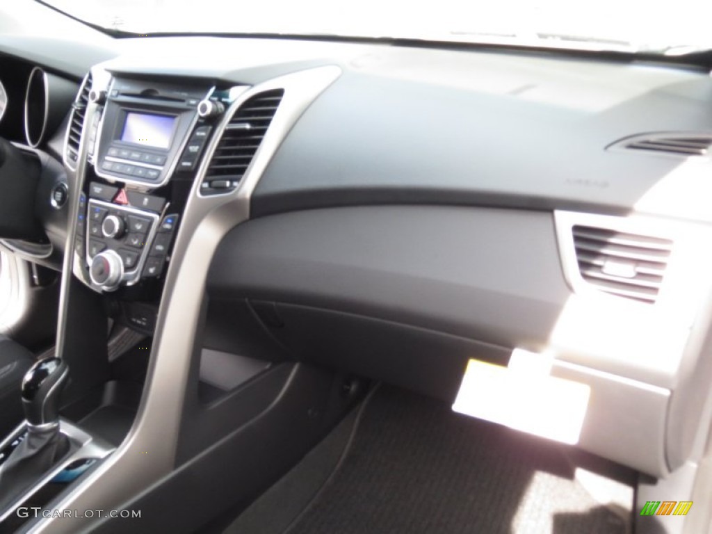 2013 Elantra GT - Shimmering Air Silver / Black photo #16