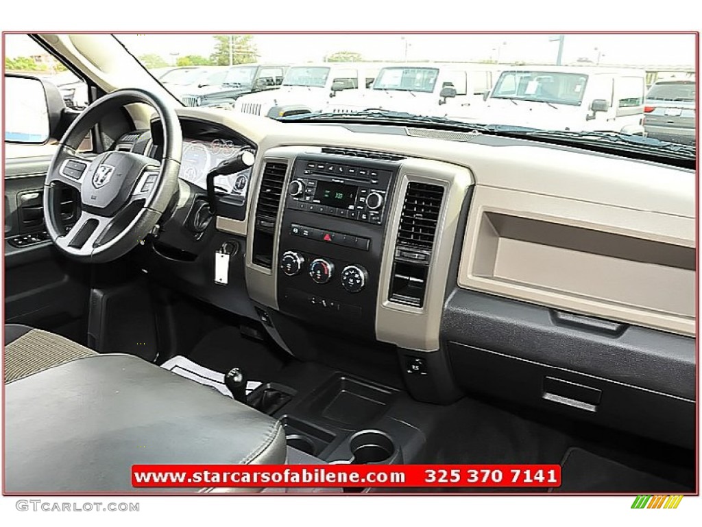 2010 Ram 3500 ST Crew Cab 4x4 Dually - Bright Silver Metallic / Dark Slate/Medium Graystone photo #30