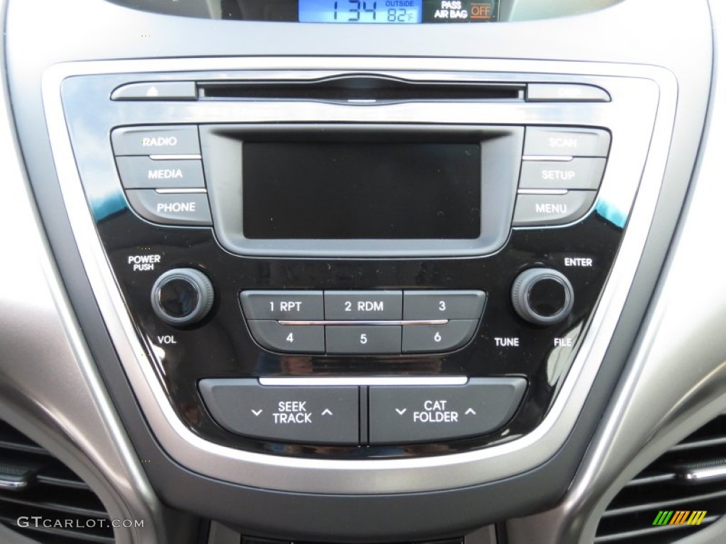2013 Hyundai Elantra Limited Controls Photo #72222308
