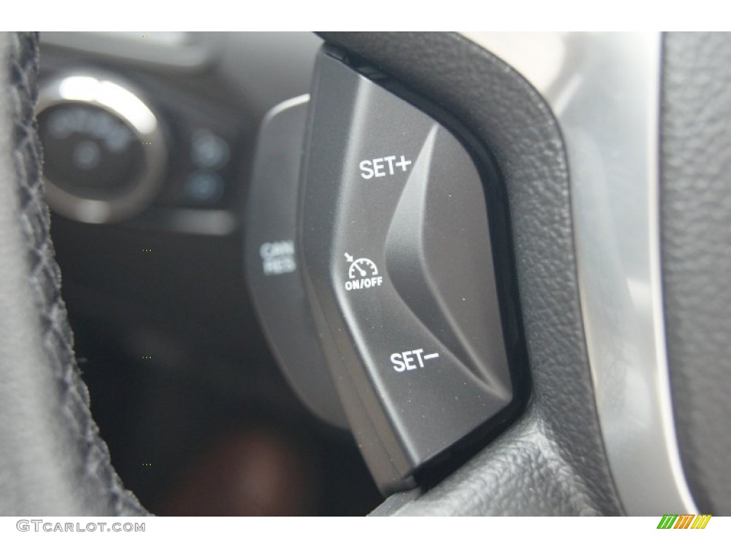 2013 Ford Focus SE Sedan Controls Photo #72222599