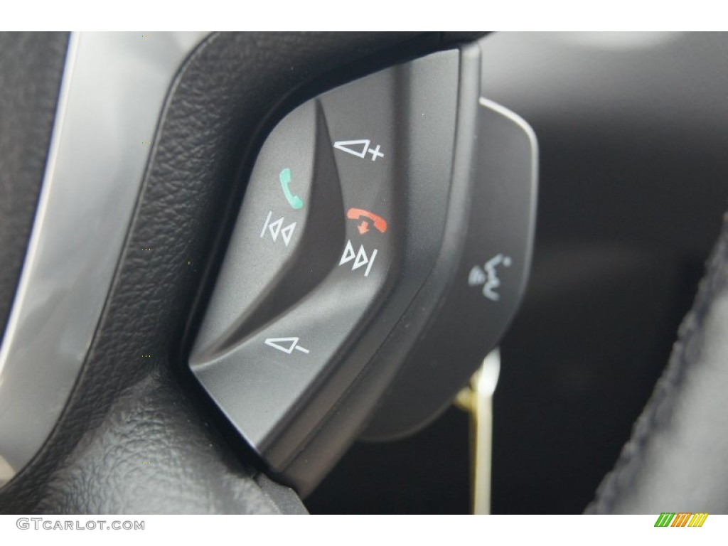 2013 Ford Focus SE Sedan Controls Photo #72222641