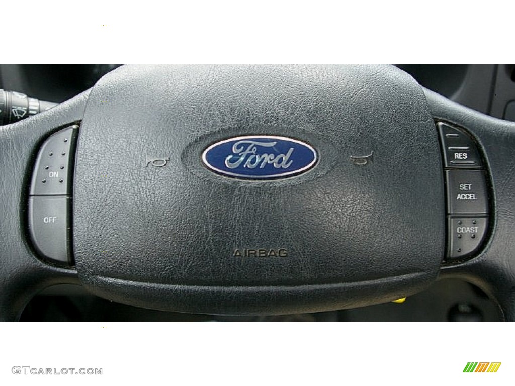2005 F250 Super Duty XLT Regular Cab 4x4 - Medium Wedgewood Blue Metallic / Medium Flint photo #4
