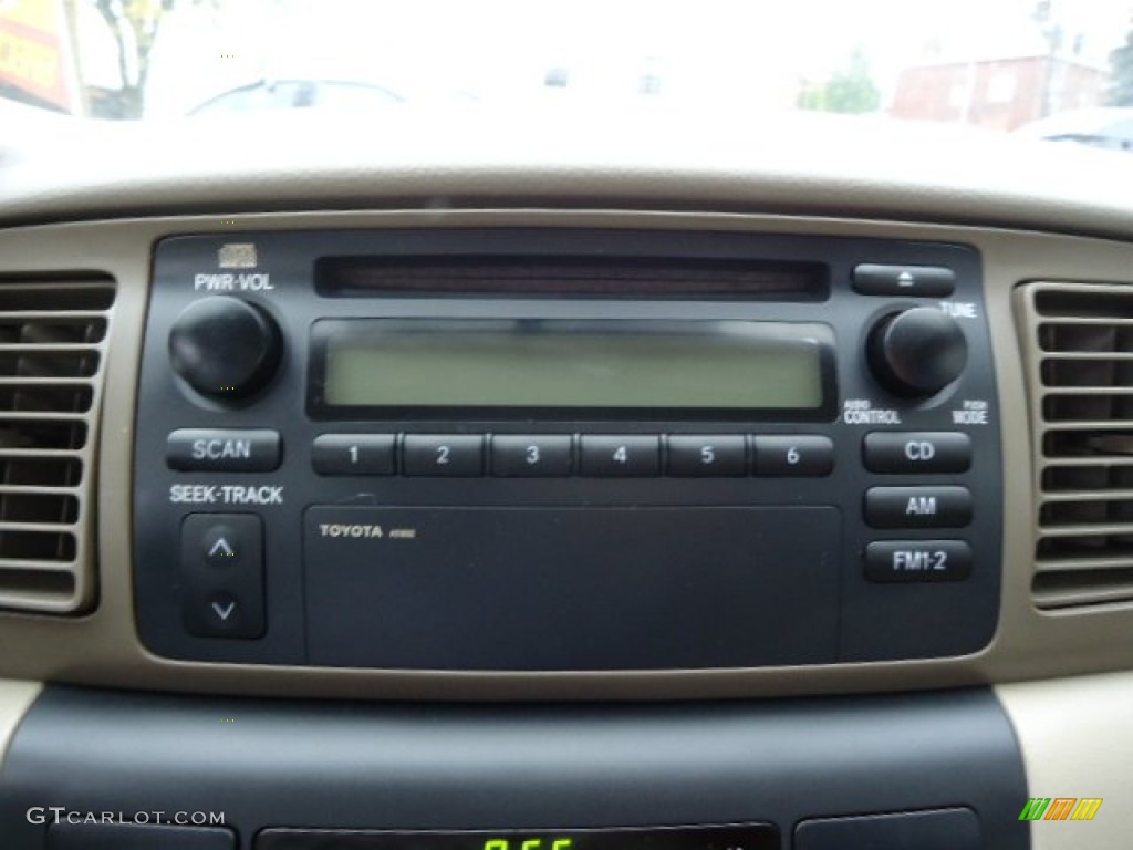 2003 Corolla LE - Super White / Pebble Beige photo #10