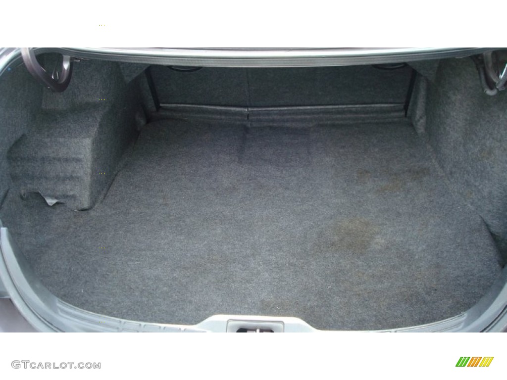 1996 Ford Taurus GL Trunk Photo #72227981