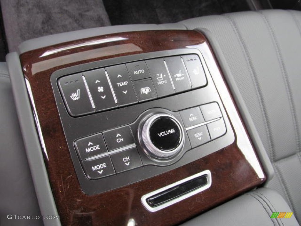 2013 Hyundai Equus Signature Controls Photo #72229583