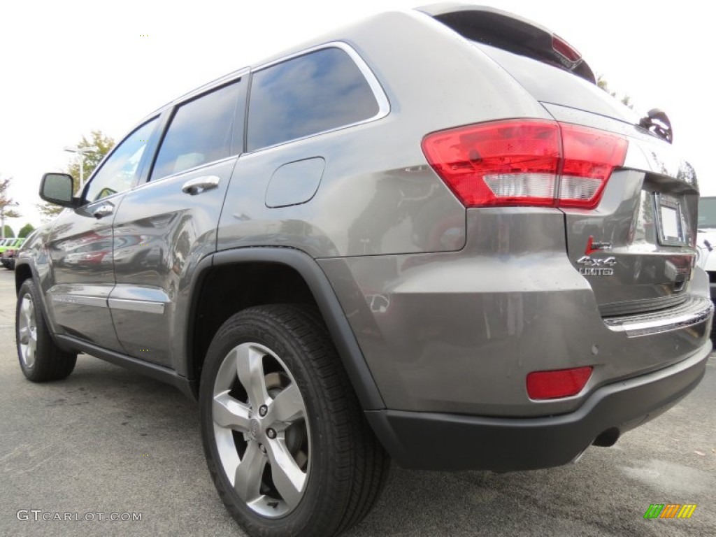 2013 Grand Cherokee Limited 4x4 - Mineral Gray Metallic / Black photo #2
