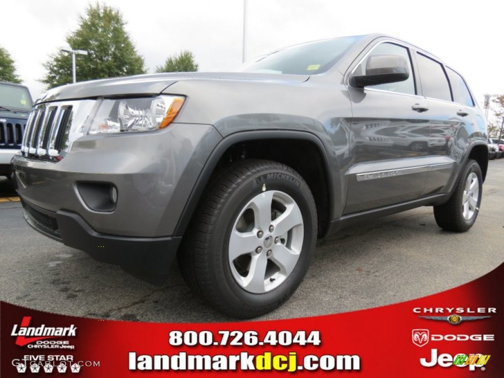 2013 Grand Cherokee Laredo - Mineral Gray Metallic / Black photo #1