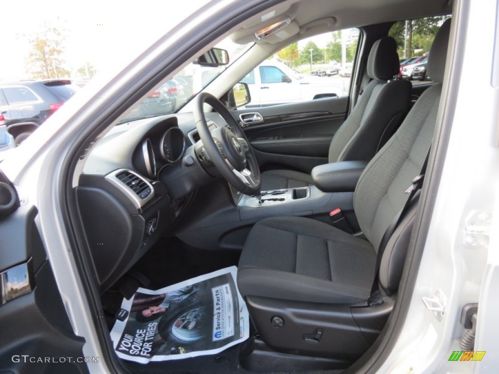 2013 Grand Cherokee Laredo 4x4 - Bright Silver Metallic / Black photo #6