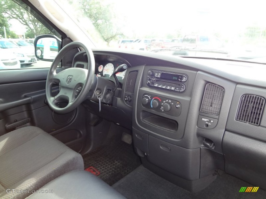 2003 Ram 1500 ST Regular Cab - Bright White / Dark Slate Gray photo #10