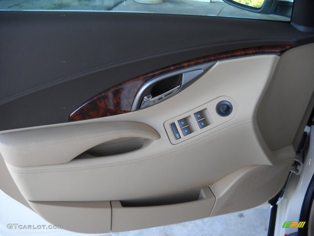2013 Buick LaCrosse FWD Cashmere Door Panel Photo #72236393