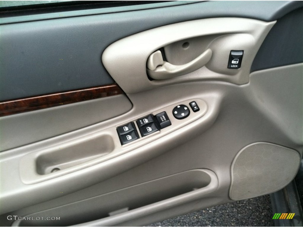2005 Impala  - Black / Neutral Beige photo #7