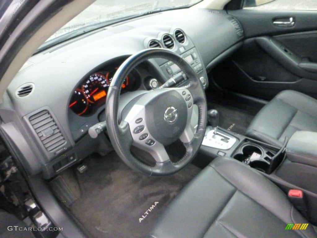 2007 Altima 3.5 SE - Super Black / Charcoal photo #7