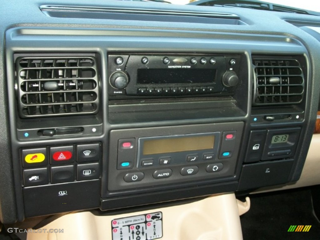 2003 Land Rover Discovery SE7 Controls Photo #72240419