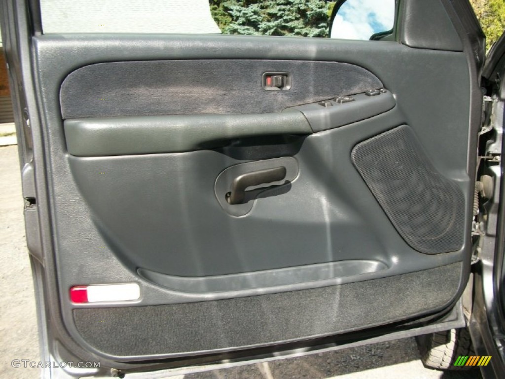 2000 Chevrolet Silverado 2500 LS Extended Cab 4x4 Graphite Door Panel Photo #72241097