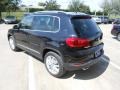Deep Black Metallic - Tiguan SE Photo No. 5