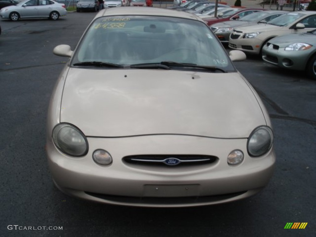 1999 Taurus SE - Light Prairie Tan Metallic / Medium Prairie Tan photo #2