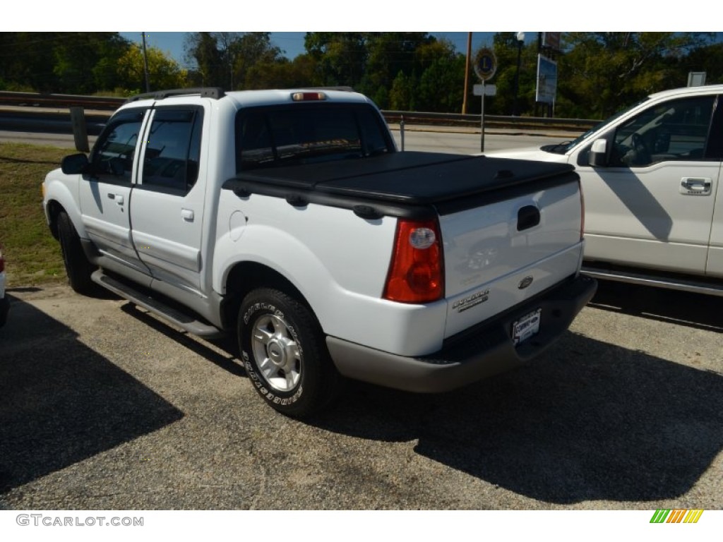 2003 Explorer Sport Trac XLT - Oxford White / Medium Flint photo #6