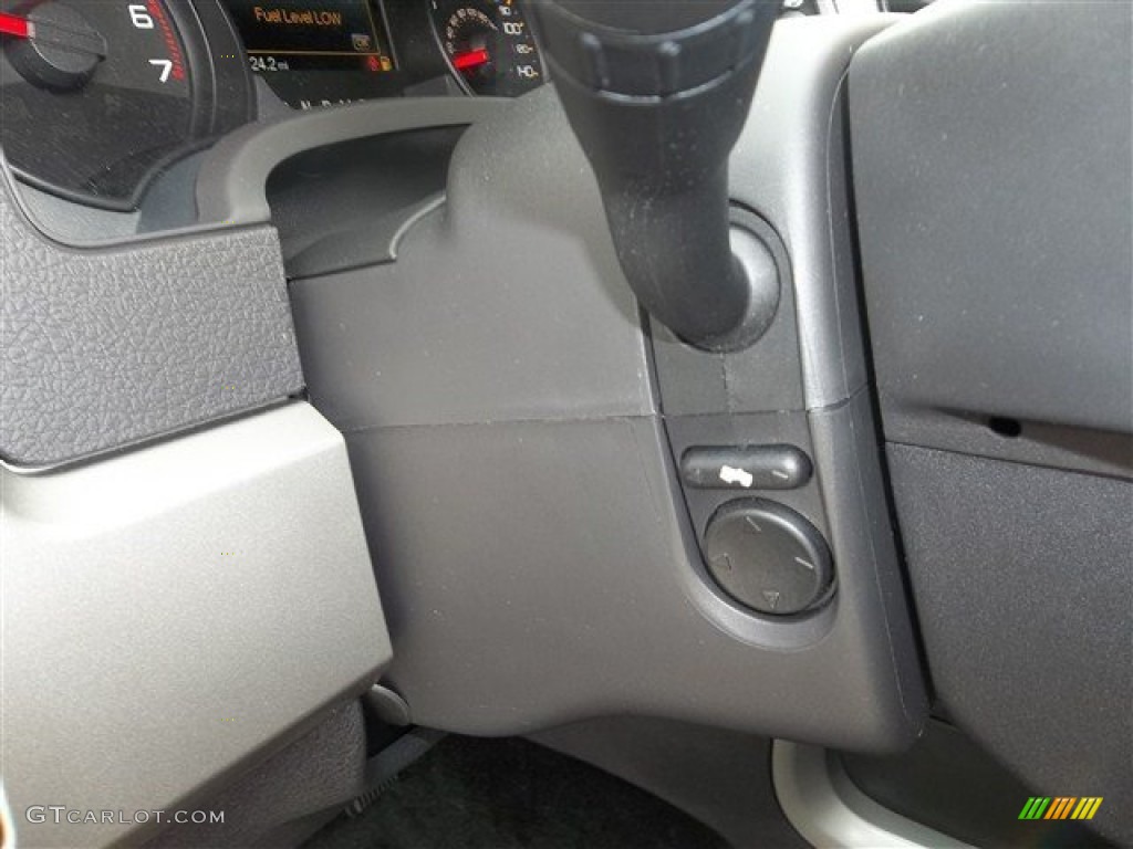 2013 Ford F150 SVT Raptor SuperCrew 4x4 Controls Photo #72252878