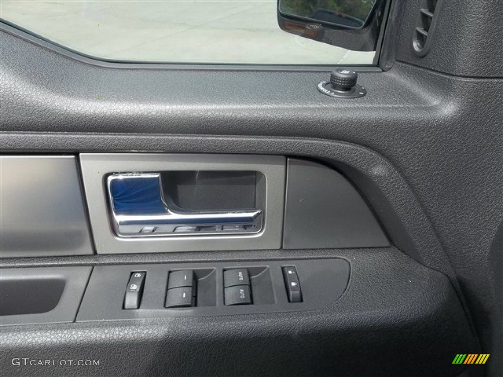 2013 Ford F150 SVT Raptor SuperCrew 4x4 Controls Photo #72253096