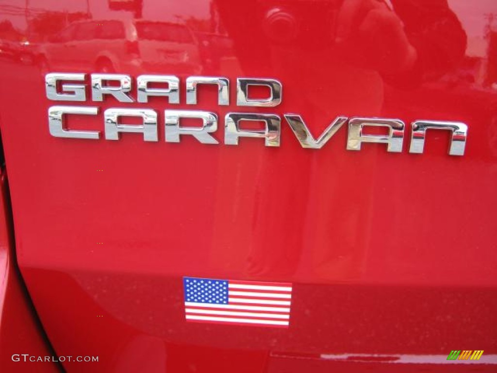 2013 Grand Caravan SXT - Redline 2 Coat Pearl / Black/Light Graystone photo #25