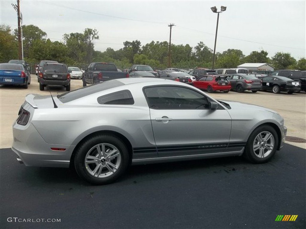 2013 Mustang V6 Coupe - Ingot Silver Metallic / Charcoal Black photo #8