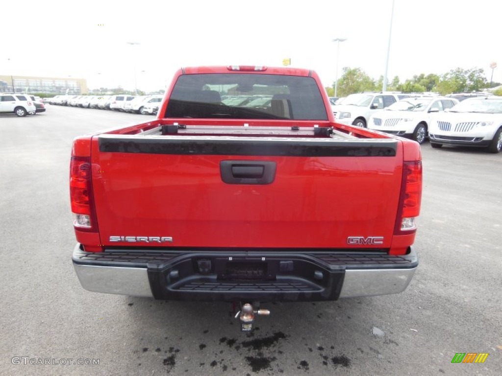 2008 Sierra 1500 SLE Crew Cab - Fire Red / Ebony photo #3