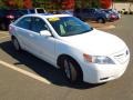 Super White - Camry XLE V6 Photo No. 2