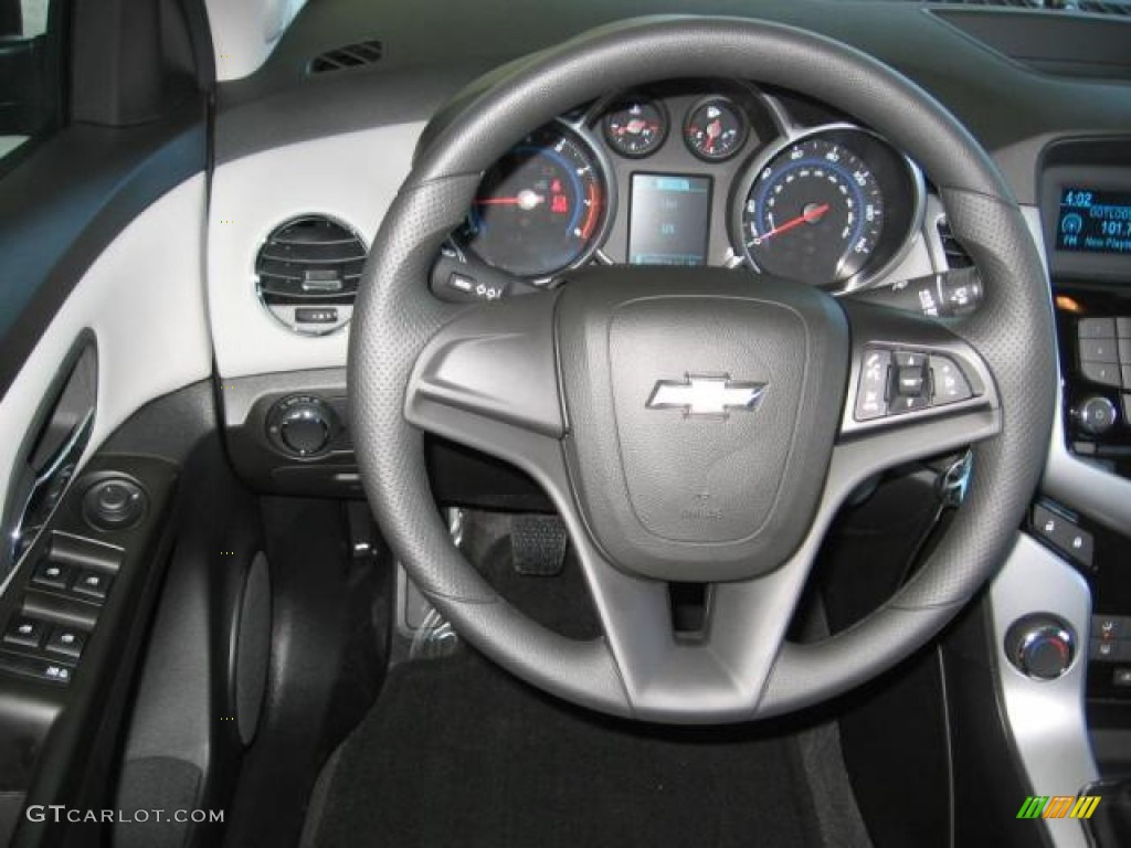 2013 Chevrolet Cruze LS Jet Black/Medium Titanium Steering Wheel Photo #72257752