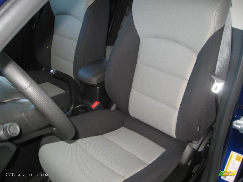 2013 Cruze LS - Blue Topaz Metallic / Jet Black/Medium Titanium photo #11