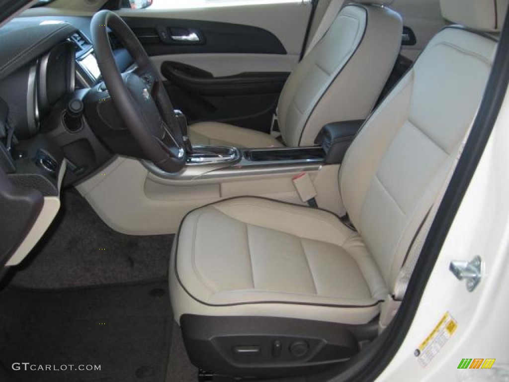 2013 Chevrolet Malibu LTZ Front Seat Photo #72259058