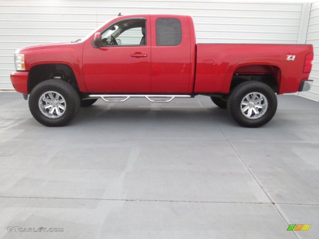 Victory Red 2007 Chevrolet Silverado 1500 LT Z71 Extended Cab 4x4 Exterior Photo #72259741