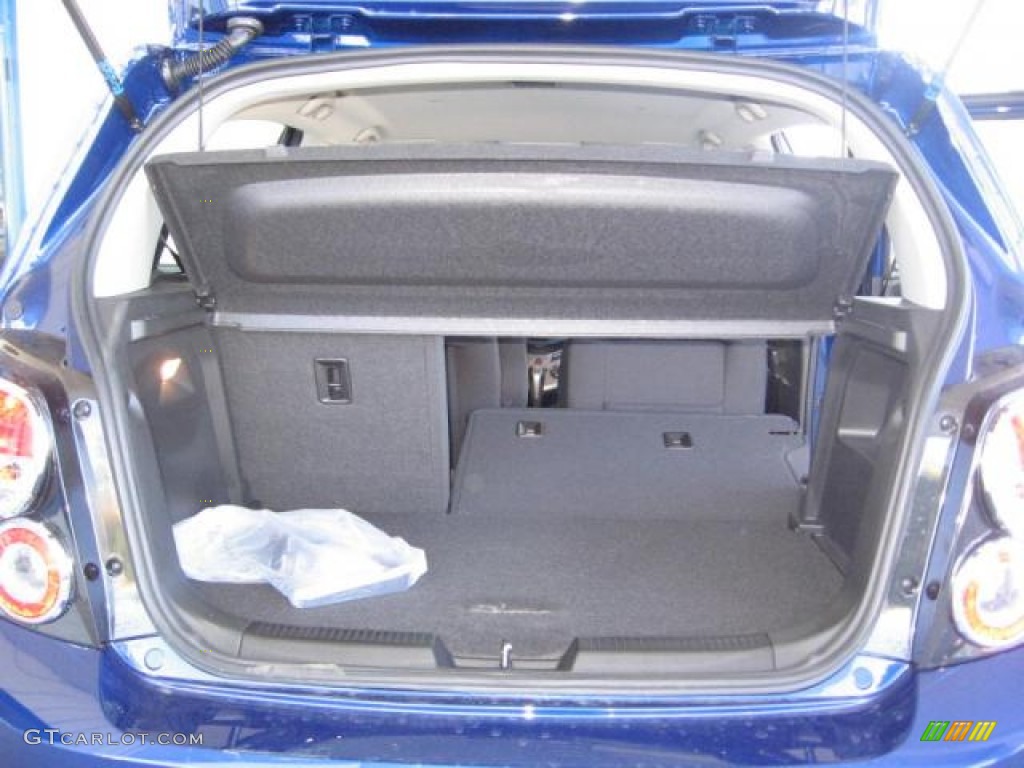 2013 Chevrolet Sonic LT Hatch Trunk Photo #72260633