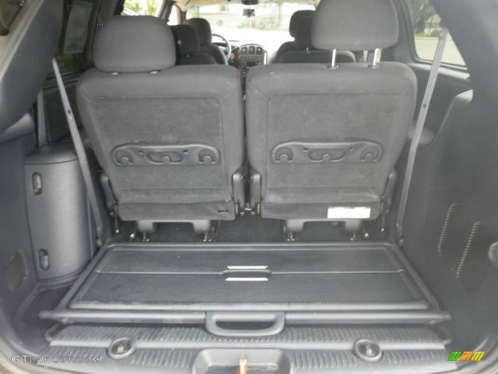 2002 Chrysler Town & Country LX Trunk Photo #72263730
