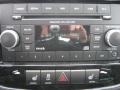 Black - 200 S Sedan Photo No. 13