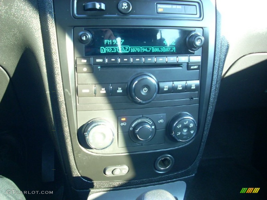 2011 HHR LS - Arctic Ice White / Gray photo #7