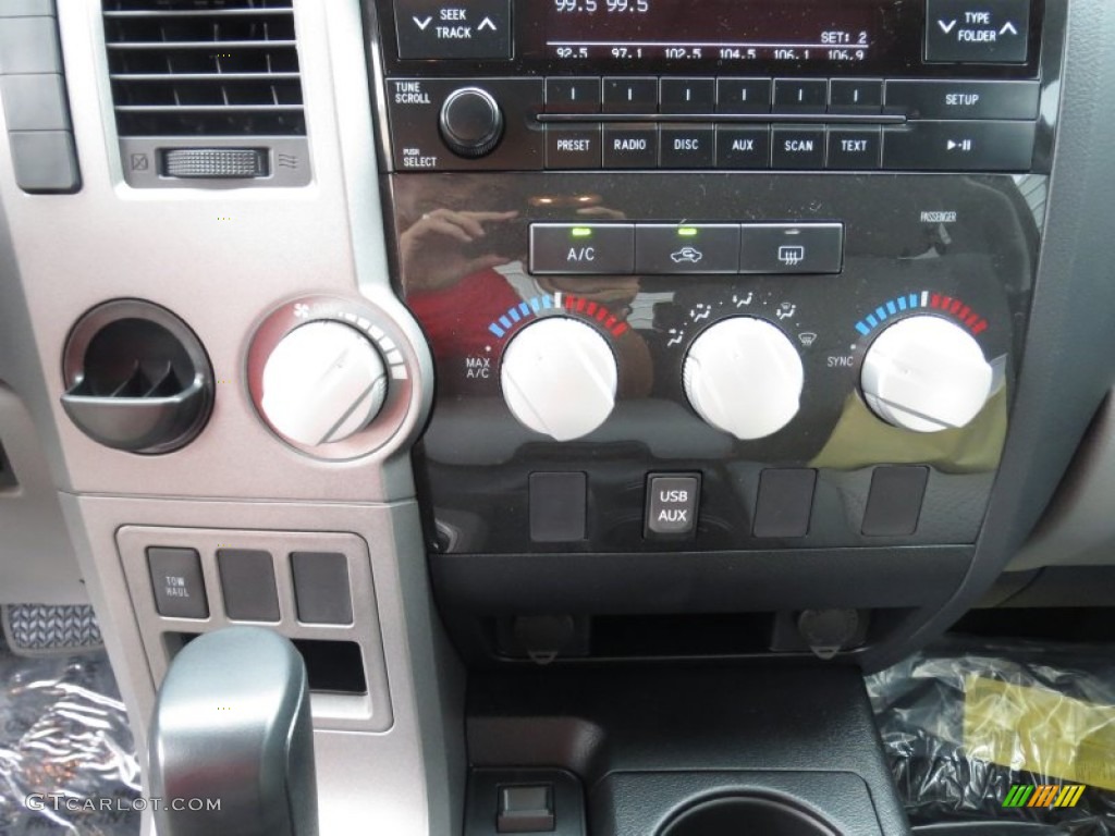 2013 Toyota Tundra TSS CrewMax Controls Photo #72264292