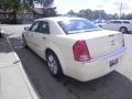 2008 Cool Vanilla White Chrysler 300 C HEMI  photo #3