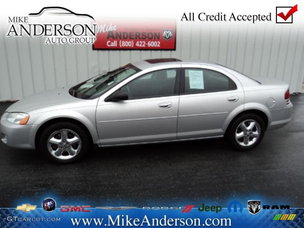 2004 Stratus SXT Sedan - Ice Silver Pearlcoat / Dark Slate Gray photo #1