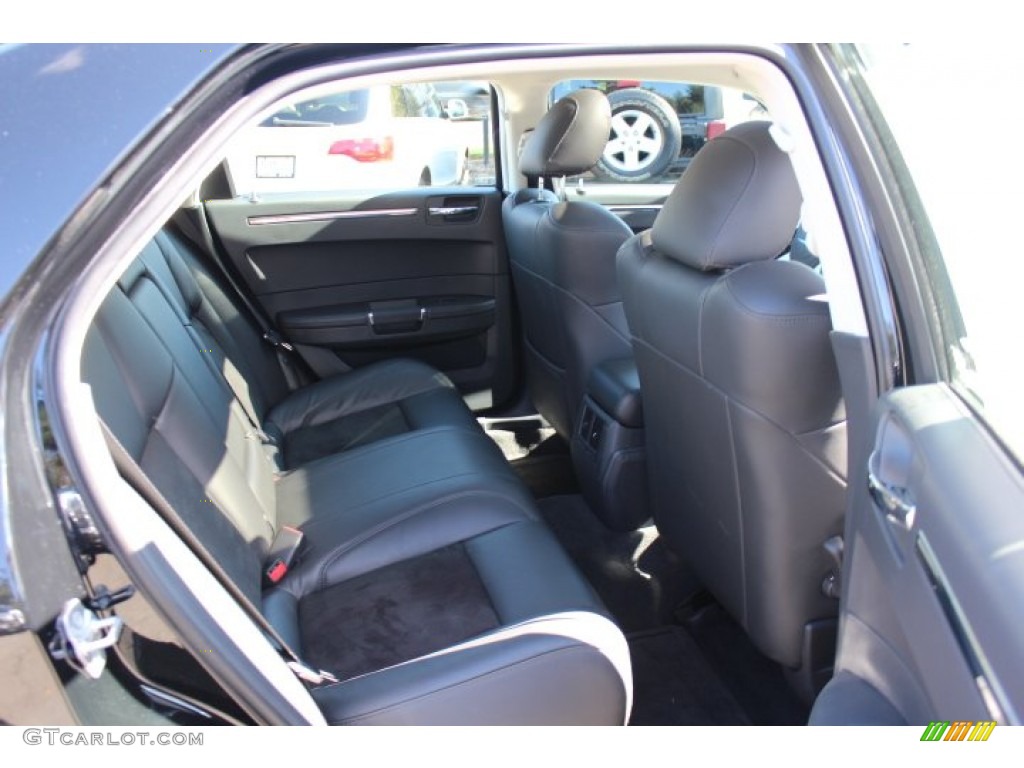Dark Slate Gray Interior 2010 Chrysler 300 300S V8 Photo #72269521