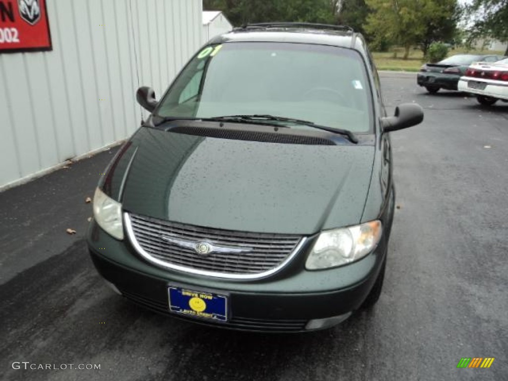 2001 Town & Country LXi - Shale Green Metallic / Taupe photo #2
