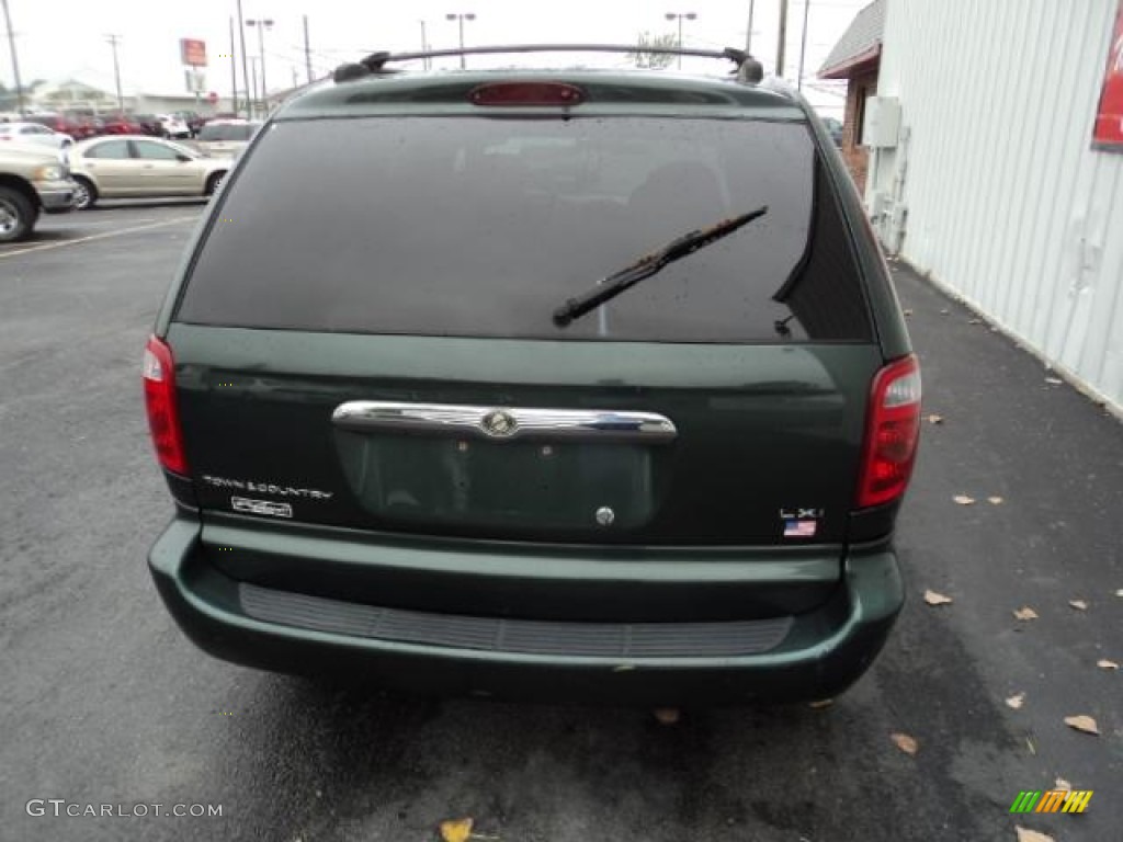 2001 Town & Country LXi - Shale Green Metallic / Taupe photo #4