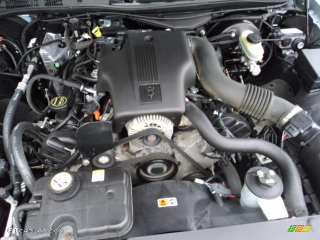 2004 Grand Marquis GS - Light Ice Blue Metallic / Medium Parchment photo #8