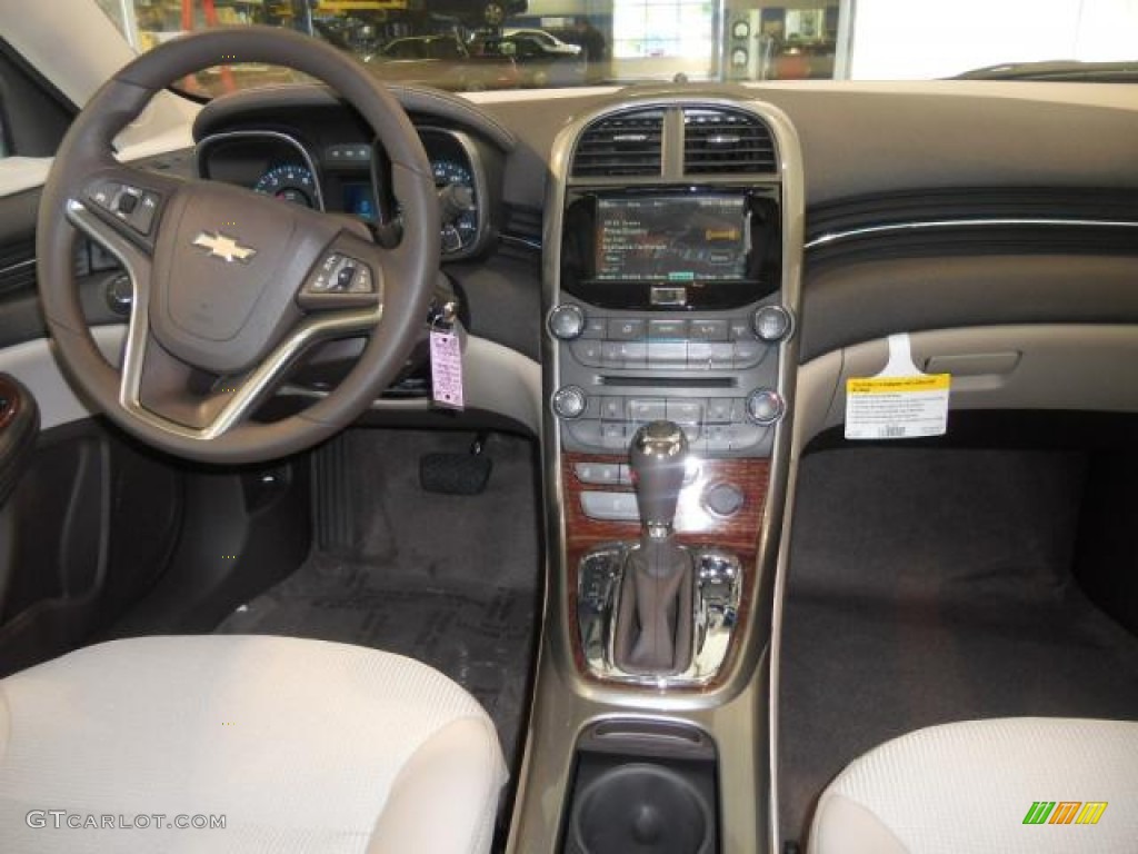 2013 Malibu LT - Summit White / Cocoa/Light Neutral photo #2