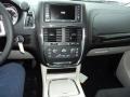 Sandstone - Grand Caravan SXT Photo No. 10
