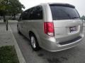 Sandstone - Grand Caravan SXT Photo No. 3