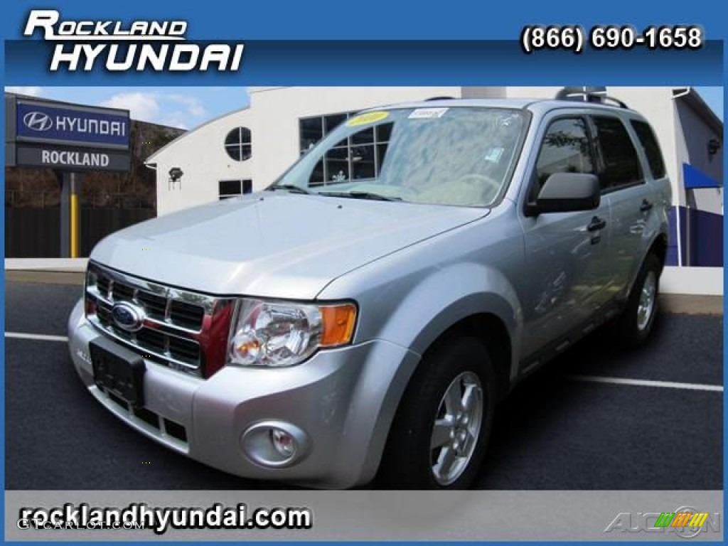 2010 Escape XLT V6 4WD - Ingot Silver Metallic / Camel photo #1