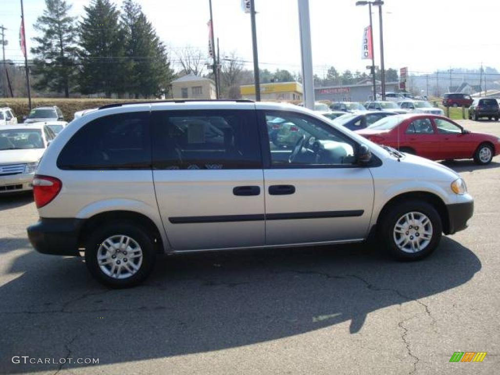 2006 Caravan SE - Bright Silver Metallic / Medium Slate Gray photo #5