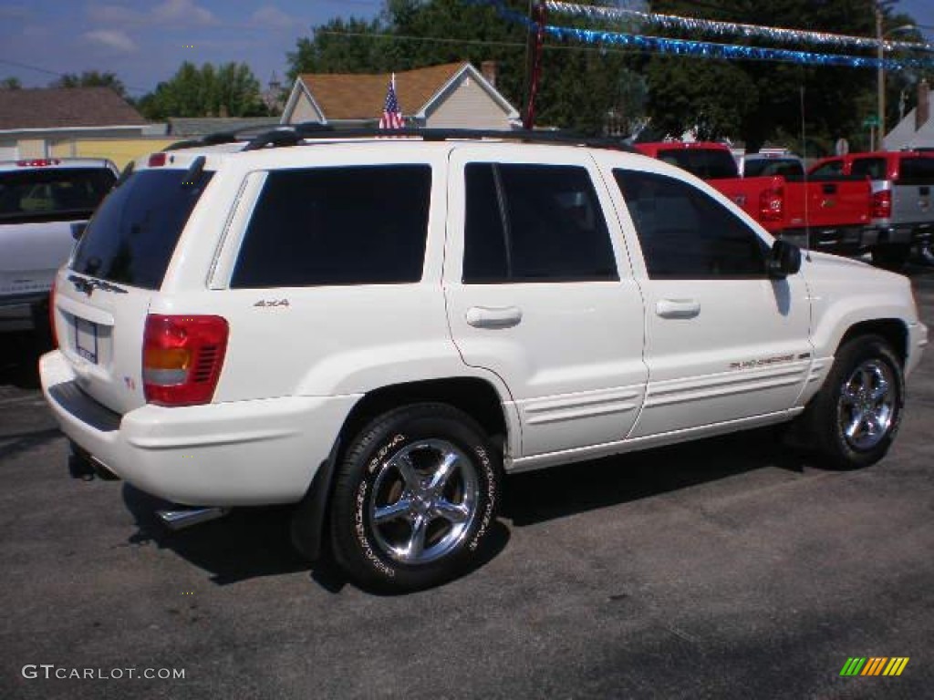 2002 Grand Cherokee Limited - Stone White / Taupe photo #10