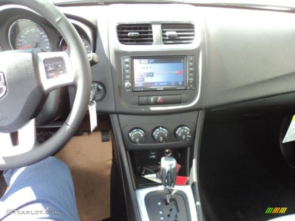2013 Avenger SXT V6 - Crystal Blue Pearl / Black photo #11