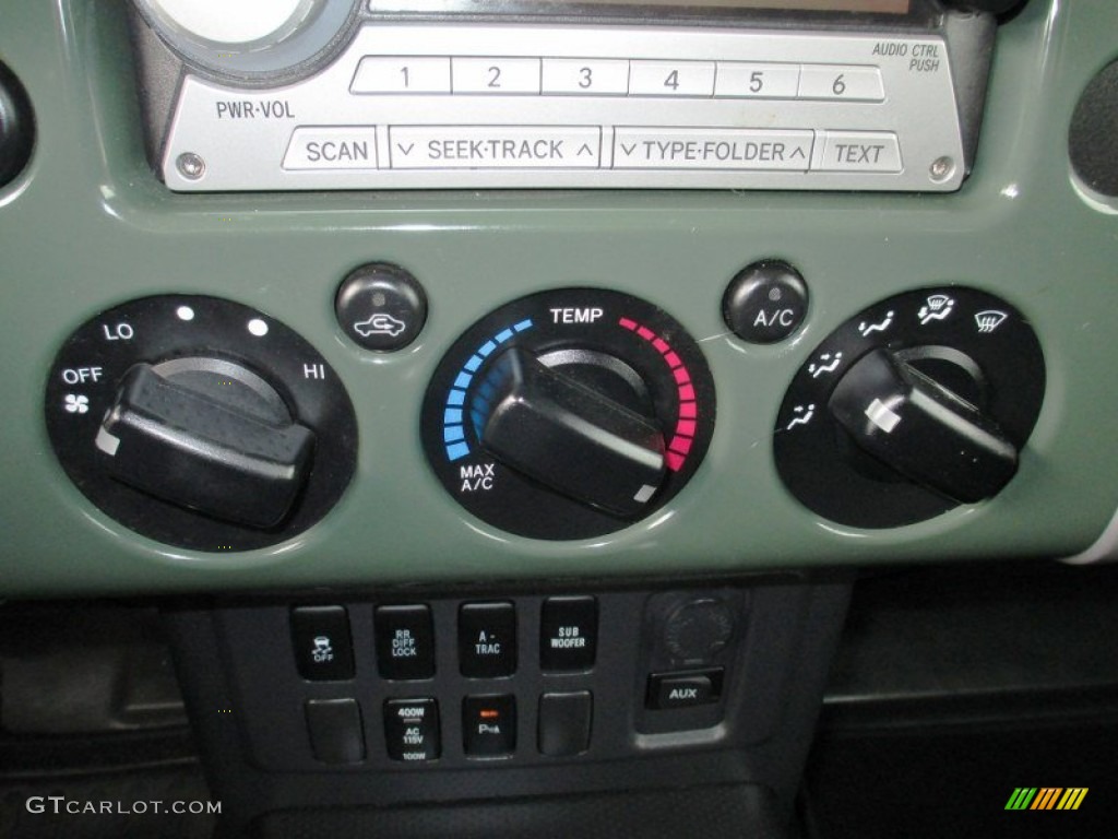 2010 Toyota FJ Cruiser 4WD Controls Photo #72295096